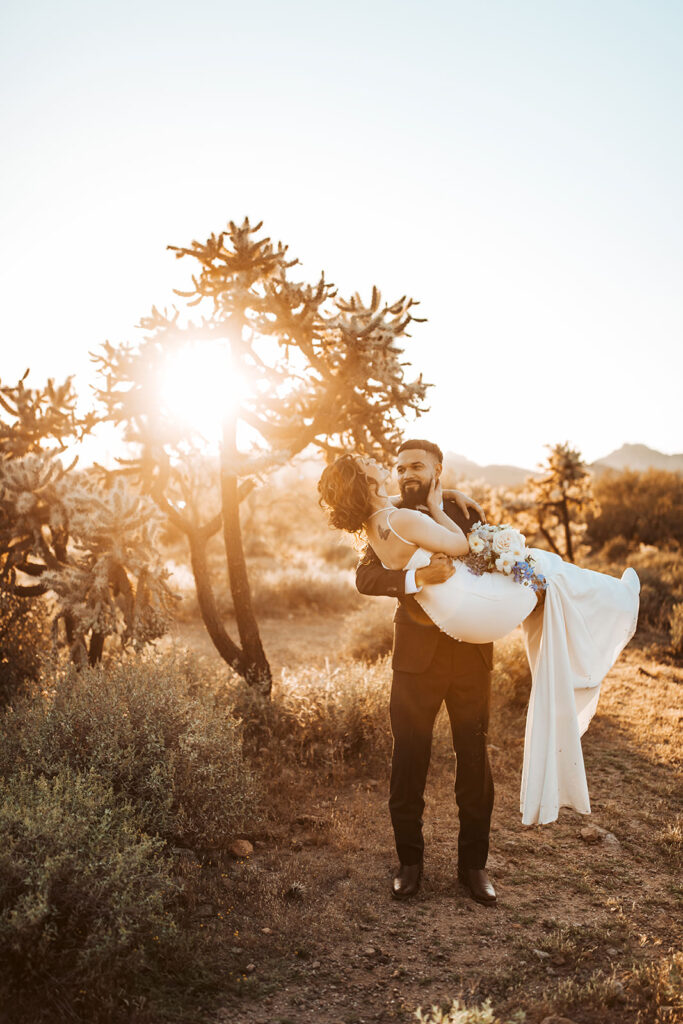 Arizona Elopement at lost dutchman state park