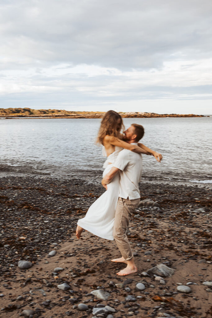 maine engagement photographer