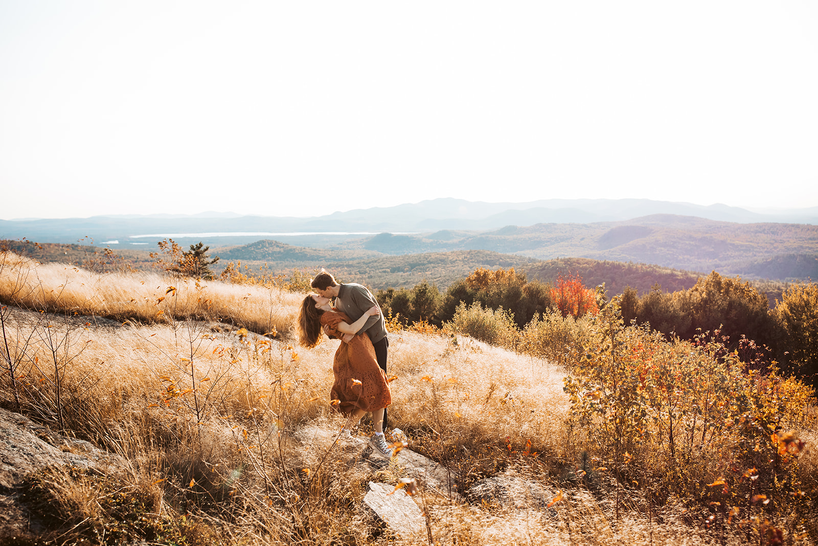 foss mountain engagement photos