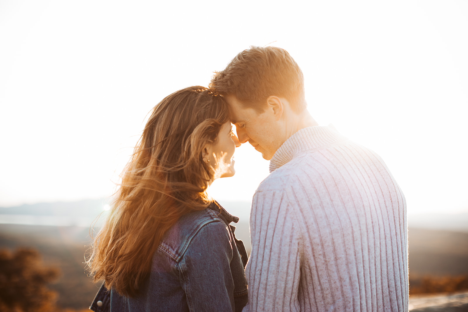 foss mountain engagement photos