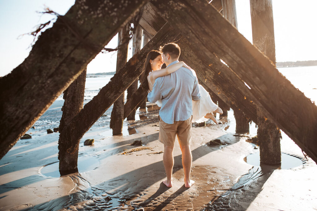 fort foster engagement photos