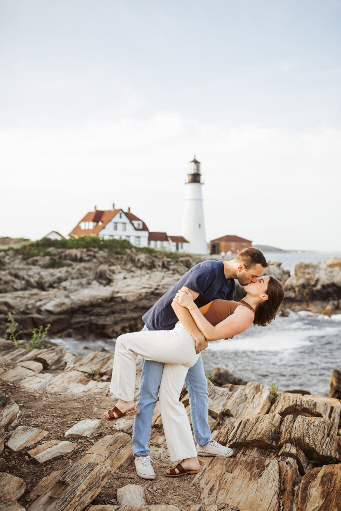 fort williams engagement photos