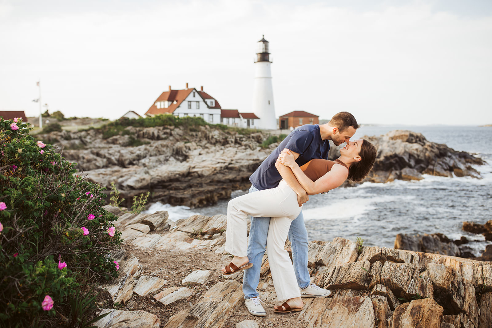 fort williams engagement photos